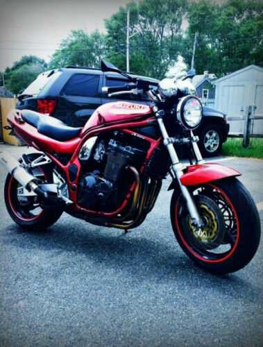 Suzuki GSF1200S