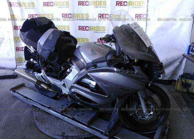 Honda ST1300A