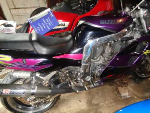 Suzuki GSX-R1100W