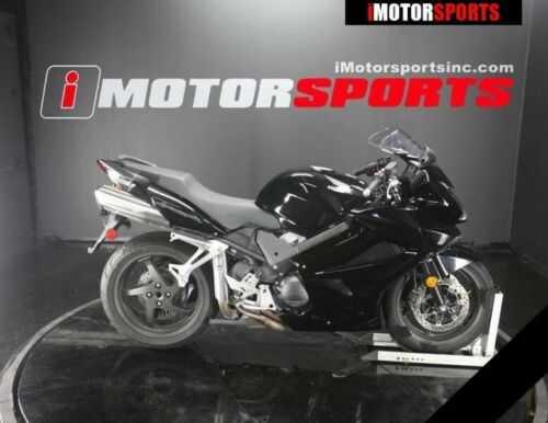 Honda VFR800 (INTERCEPTOR)