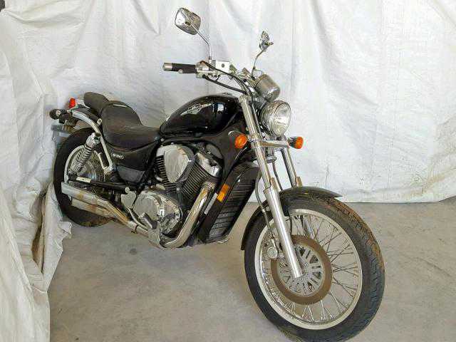 Suzuki VS800