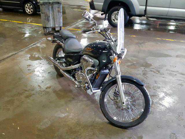 Honda VT600CD (SHADOW VLX DELUXE)