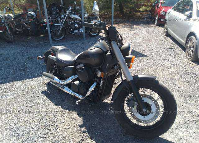 Honda VT750 (Shadow Phantom)