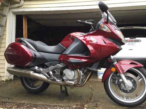 Honda NT700VA/NT700V
