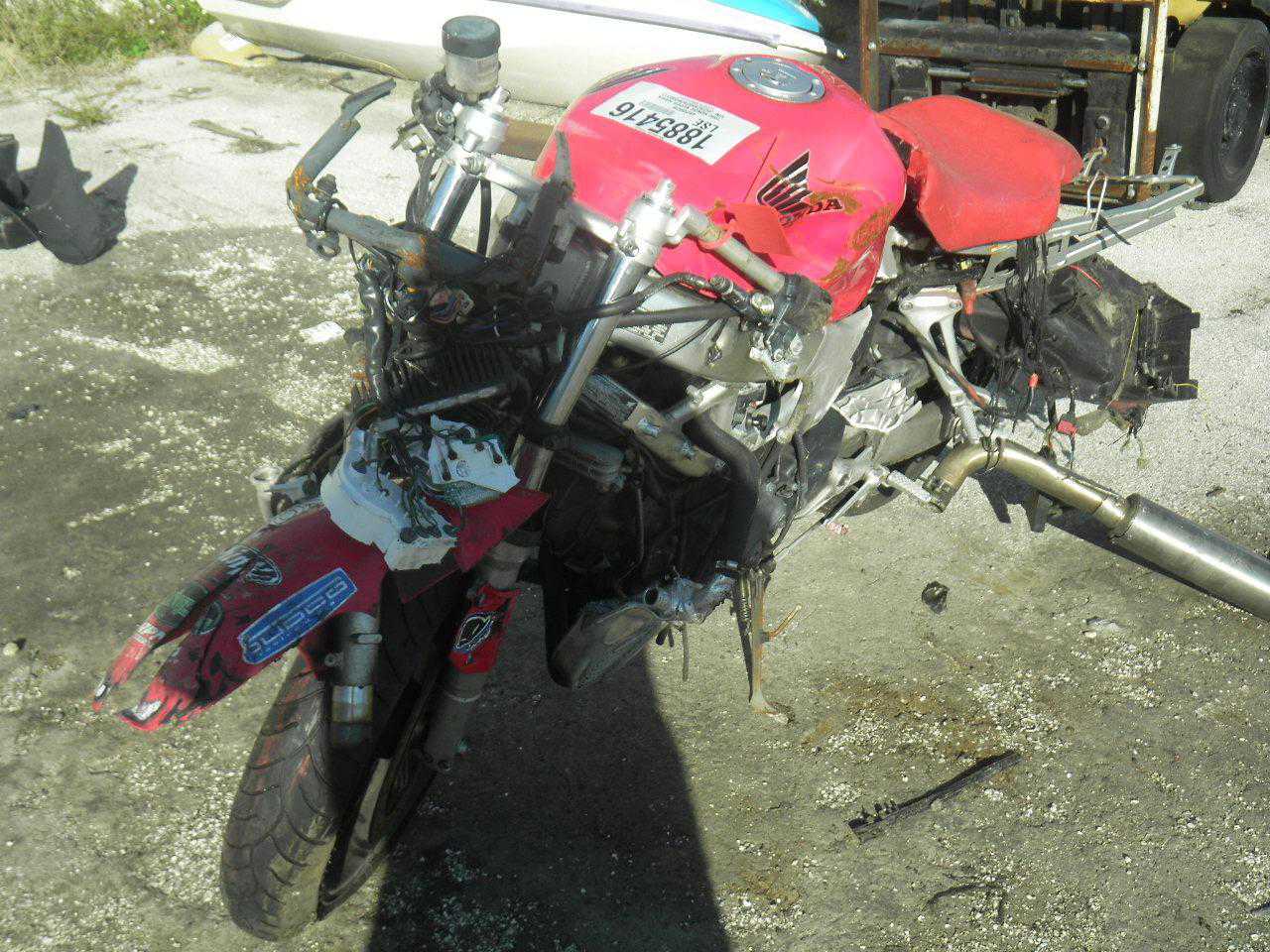 Honda VTR1000F (SUPERHAWK)