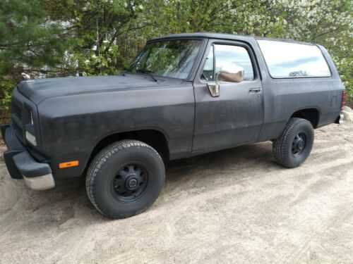 Dodge Ramcharger