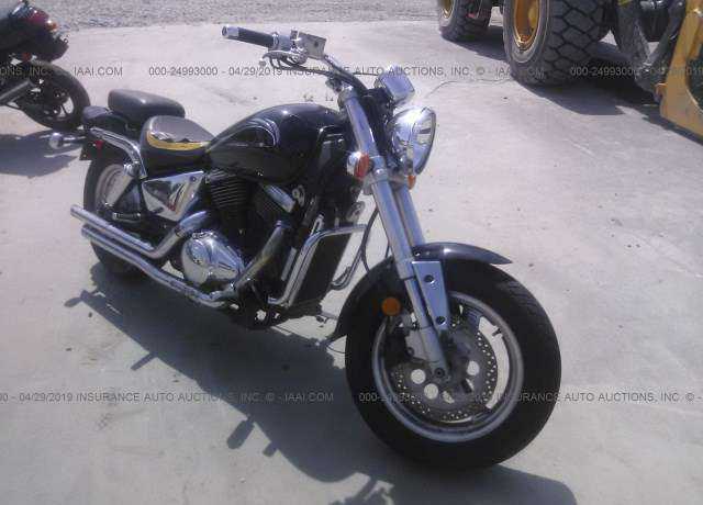 Suzuki VZ800
