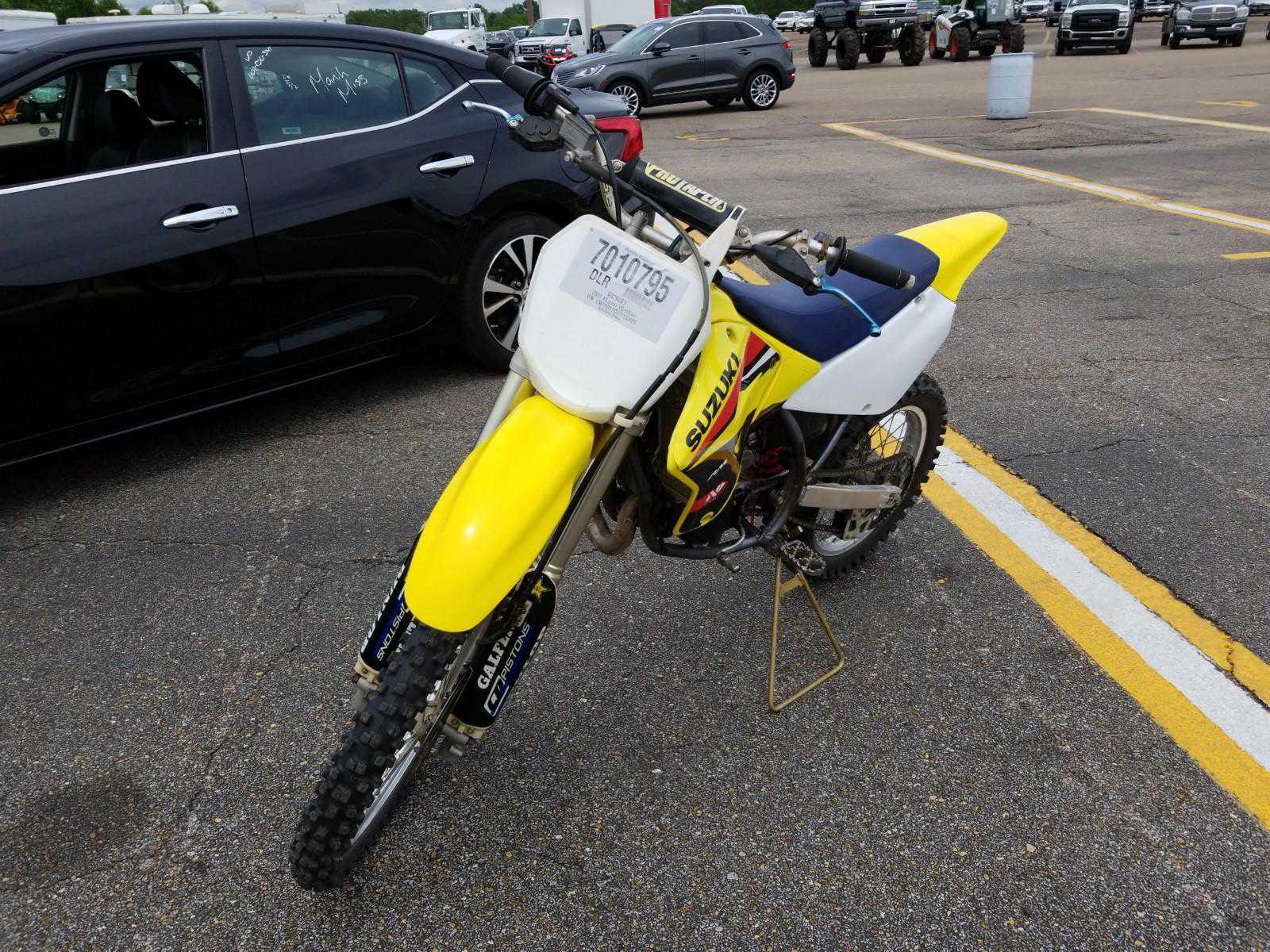 Suzuki RM85L