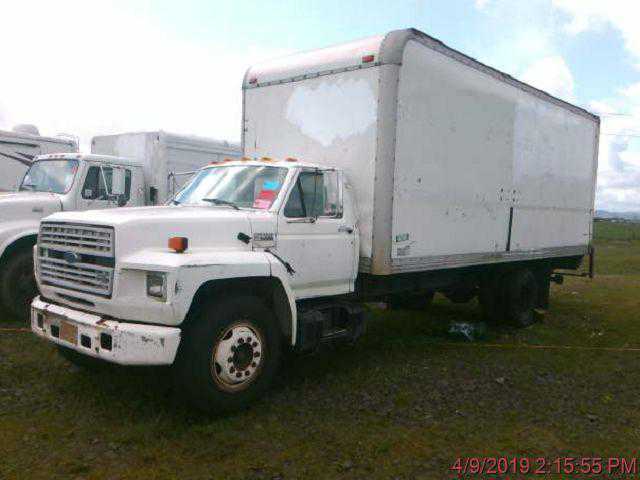 Ford F-700