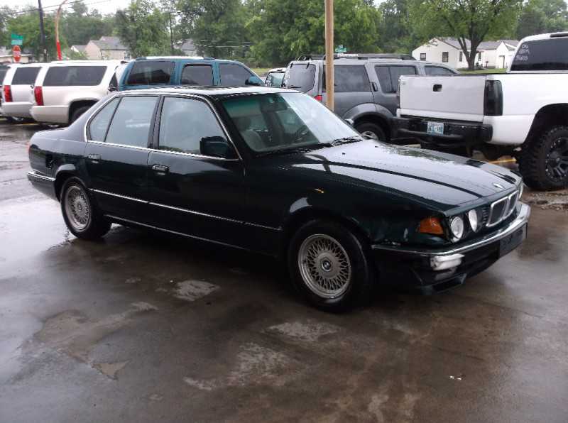 BMW 740i