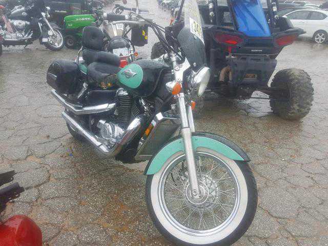 Honda VT1100C2 (SHADOW ACE)
