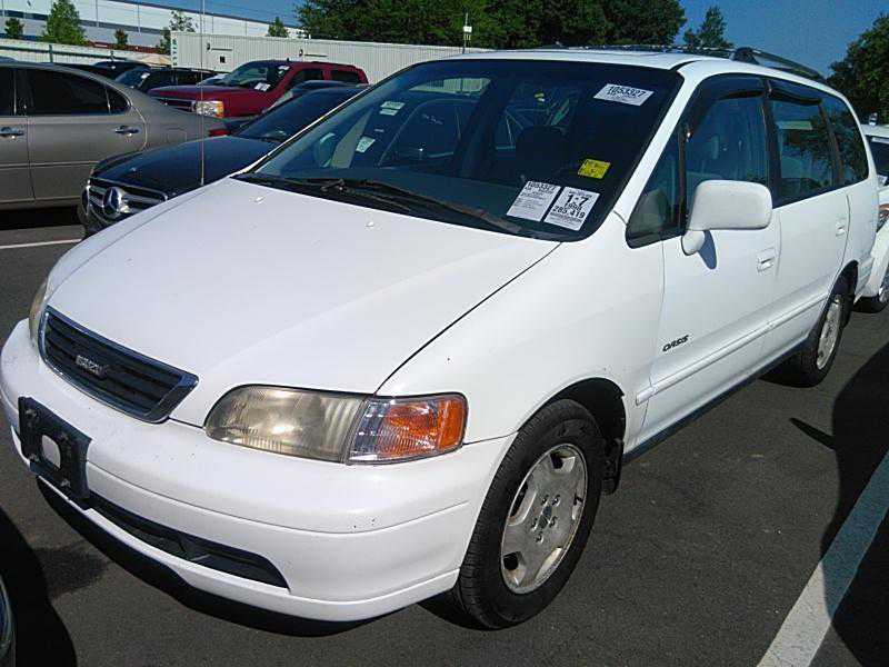 Isuzu Oasis