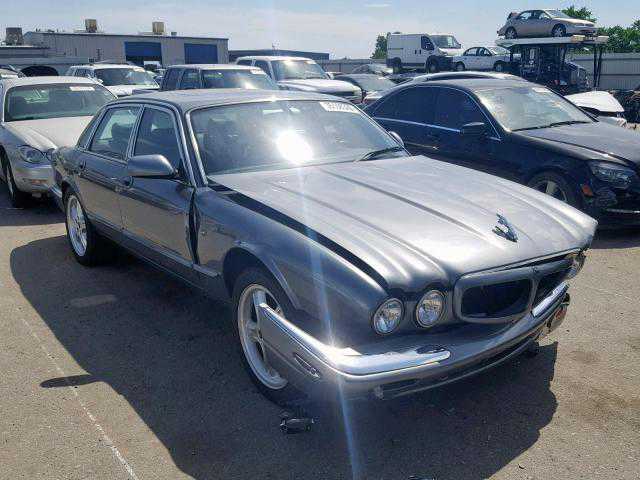 Jaguar XJ