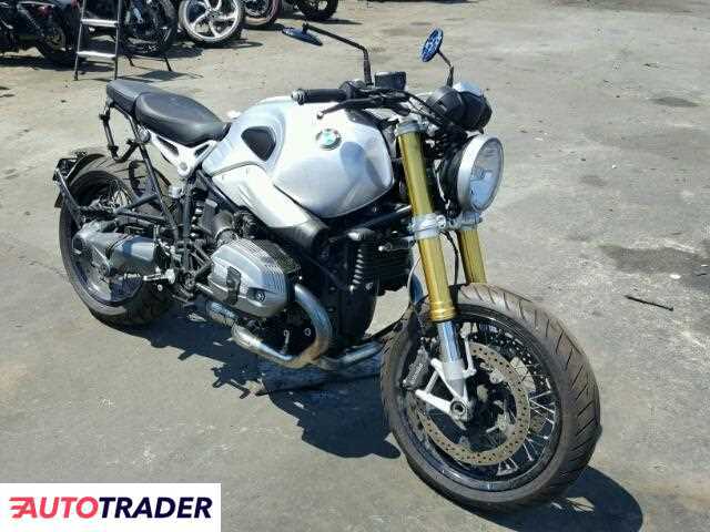 BMW R nineT