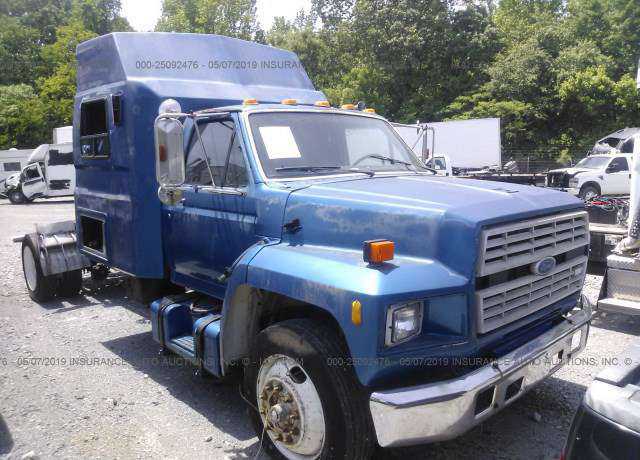 Ford F-700