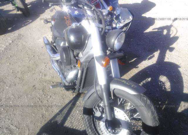 Honda VT750 (Shadow Phantom)