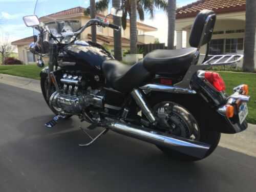 Honda GL1500C (VALKYRIE)