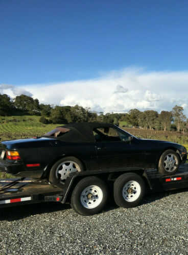 Porsche 944