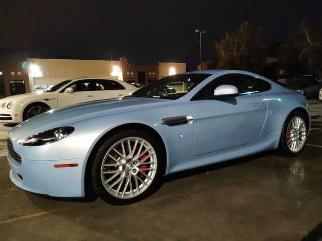 Aston Martin V8 Vantage