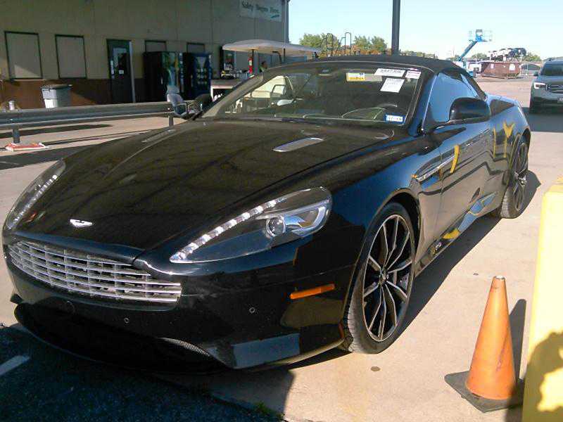 Aston Martin DB9