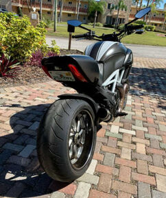 2015 DUCATI Diavel - License Plate