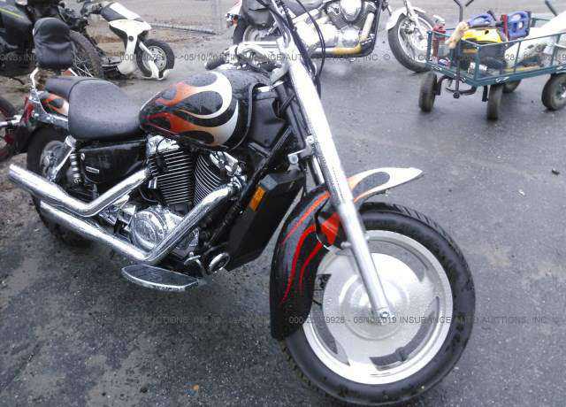 Honda VT1100C2 (SHADOW SABRE)