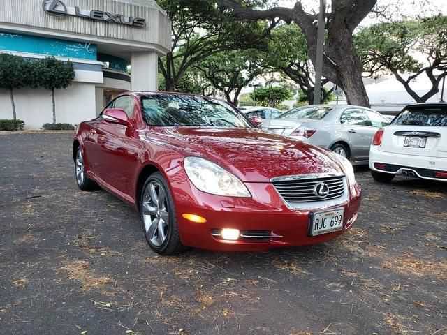 LEXUS