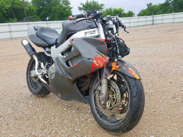 Honda VTR1000F (SUPERHAWK)