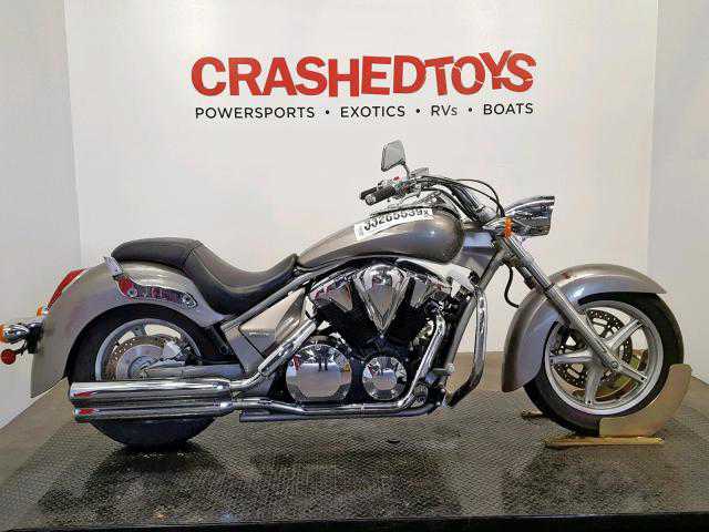 Honda VT1300 (Stateline)