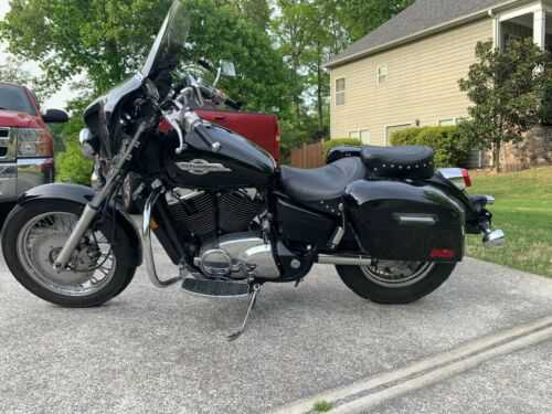 Honda VT1100C2 (SHADOW ACE)