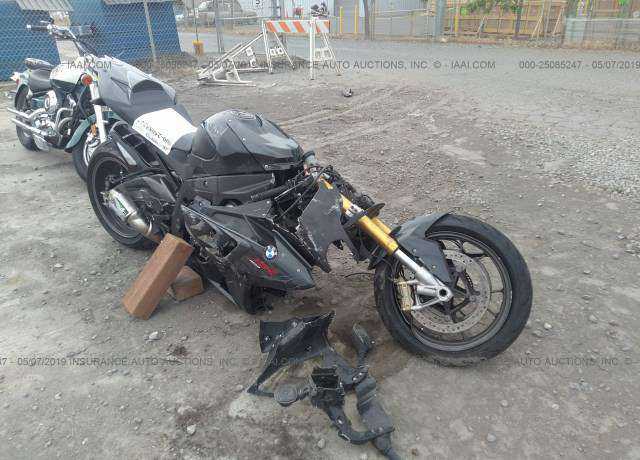 BMW S 1000 RR