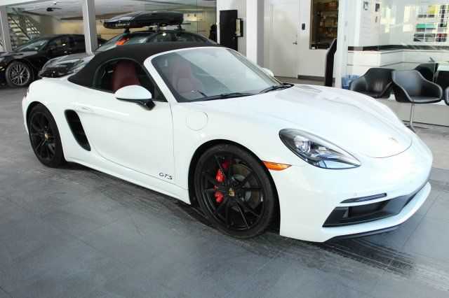 PORSCHE