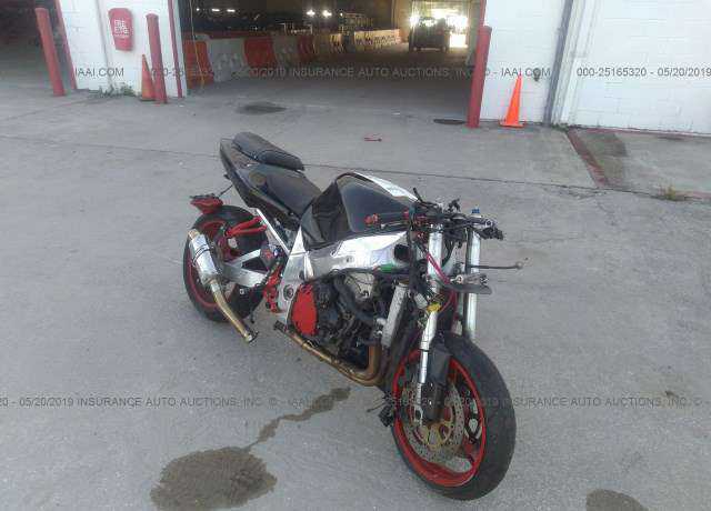 Suzuki GSX-R750K