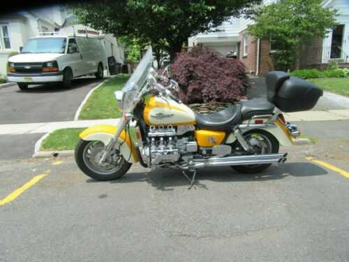 Honda GL1500C (VALKYRIE)