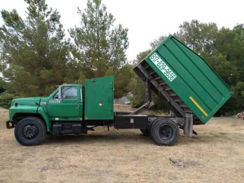 Ford F-700