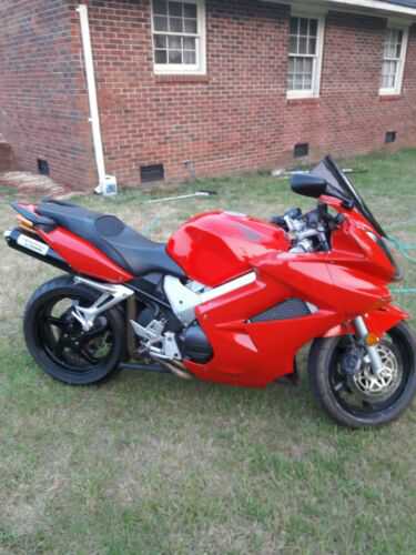 Honda VFR800Fi (INTERCEPTOR)
