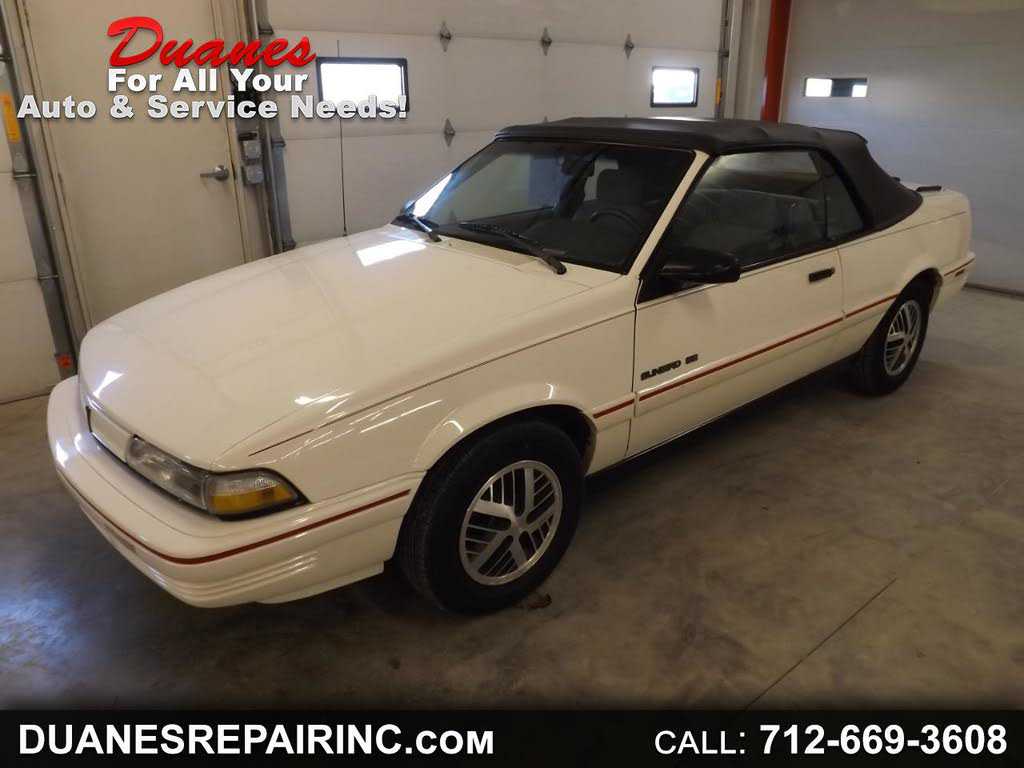 Pontiac Sunbird
