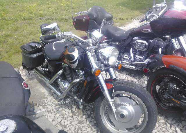 Honda VT1100C2 (SHADOW SABRE)