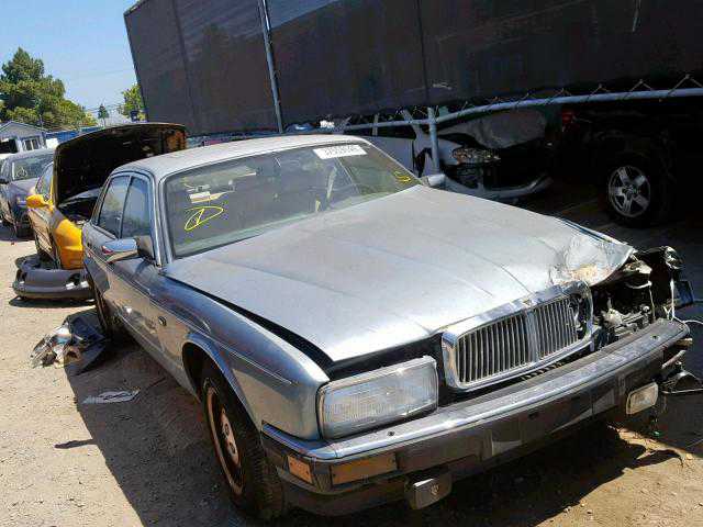 Jaguar Vanden Plas