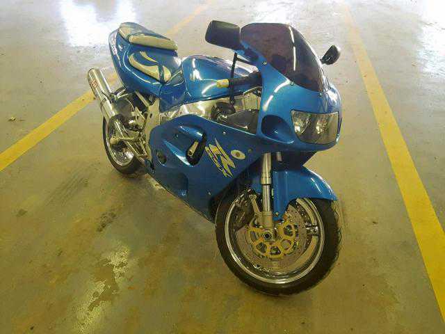 Suzuki GSX-R750