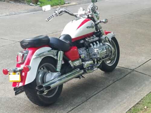 Honda GL1500C (VALKYRIE)