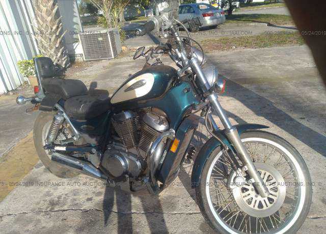 Suzuki VS800