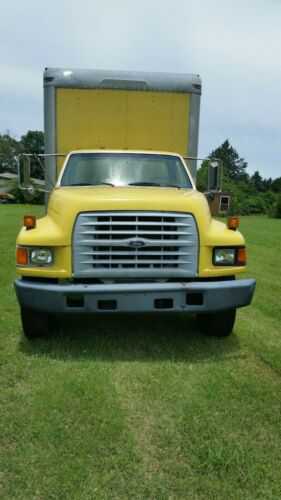Ford F-700