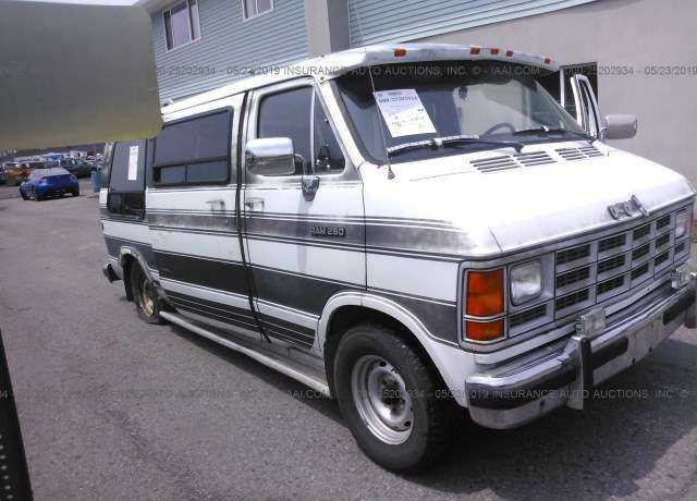Dodge Ram Van