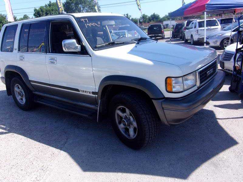 Isuzu Trooper