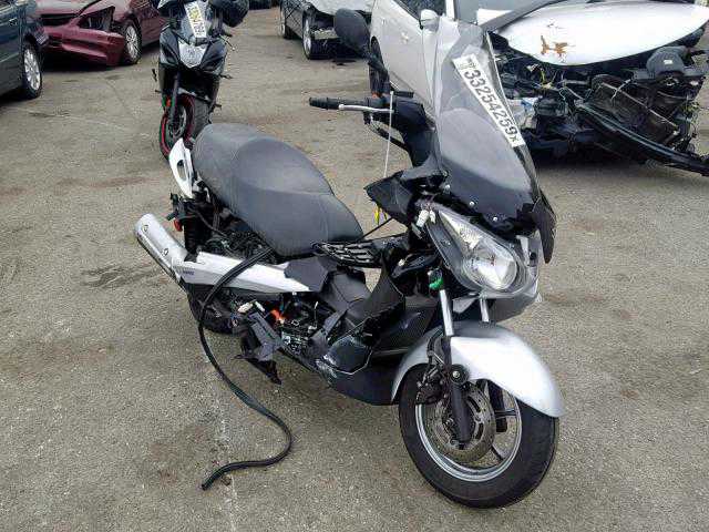 Suzuki UH200L