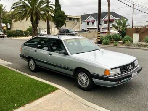 Audi 200