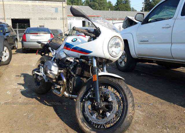 BMW R nineT