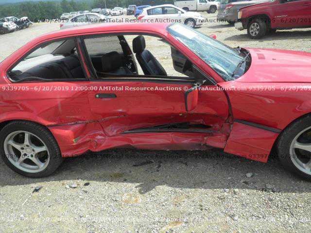 BMW 325iS