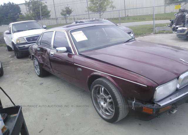 Jaguar XJ6